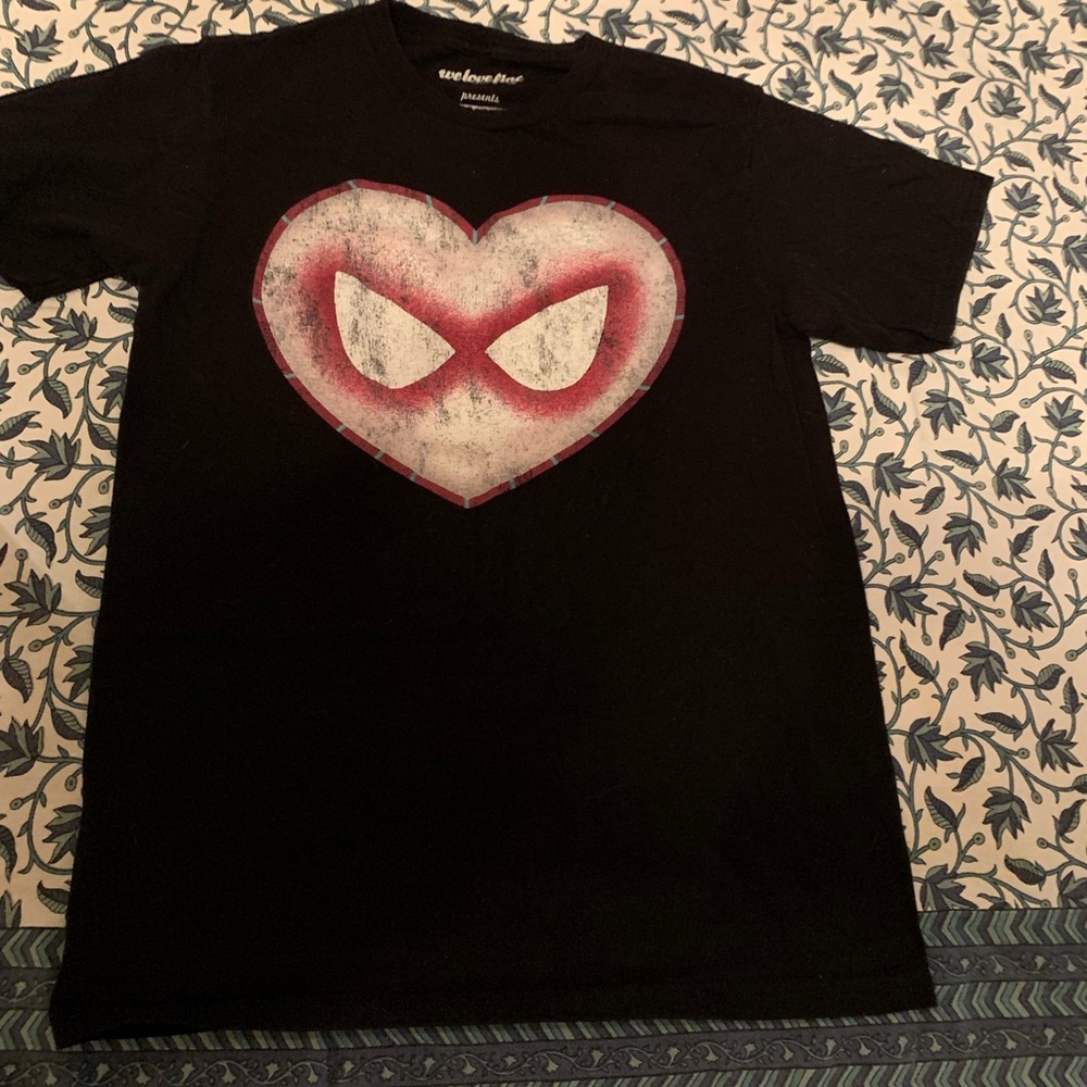 Spider Gwen black tee